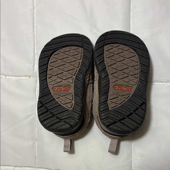 Teva Tan and Orange Baby Walker Sneakers with Velcro Strap - Picture 6 of 6